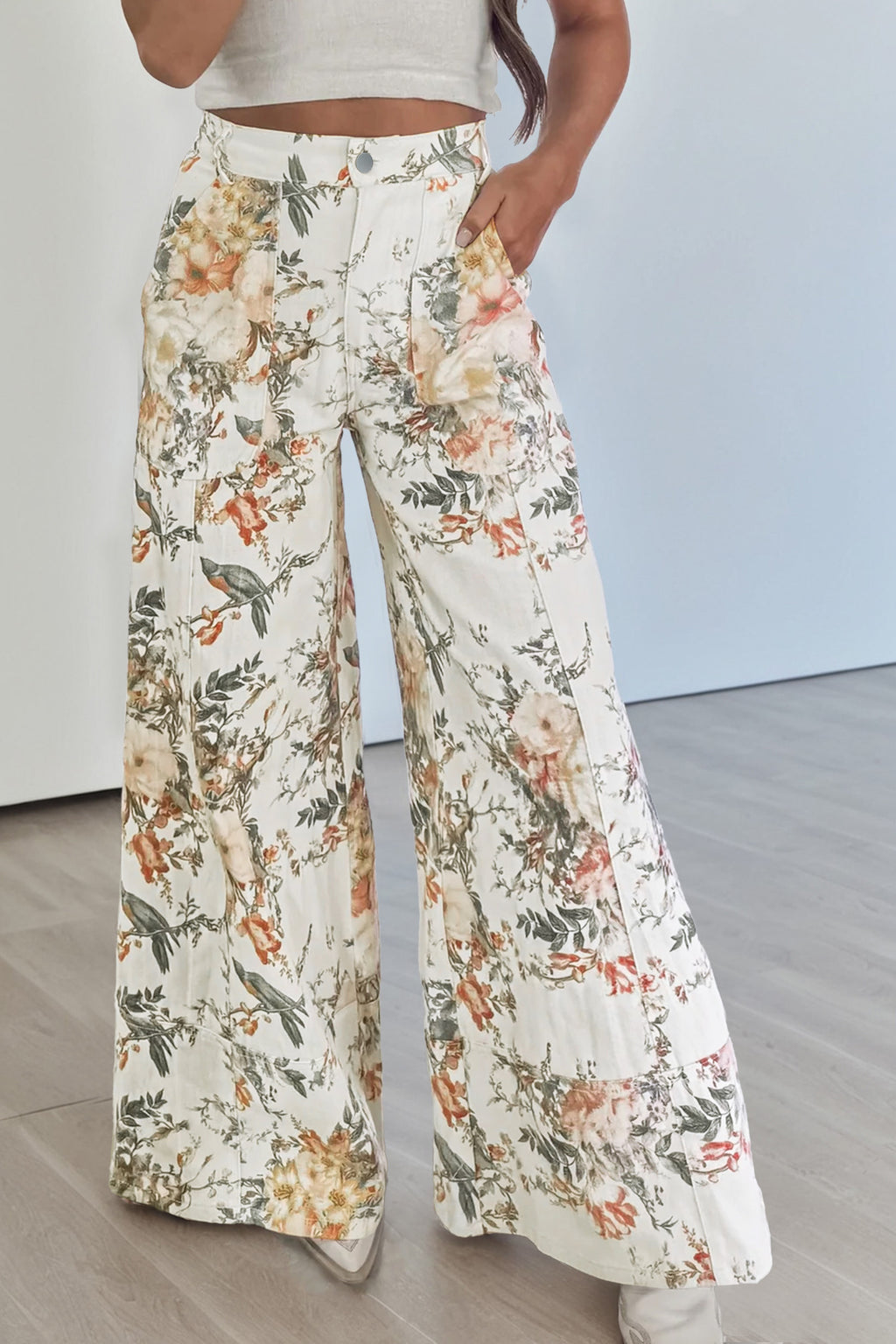 Beige Vintage Style Floral Print High Waist Wide Leg Jeans