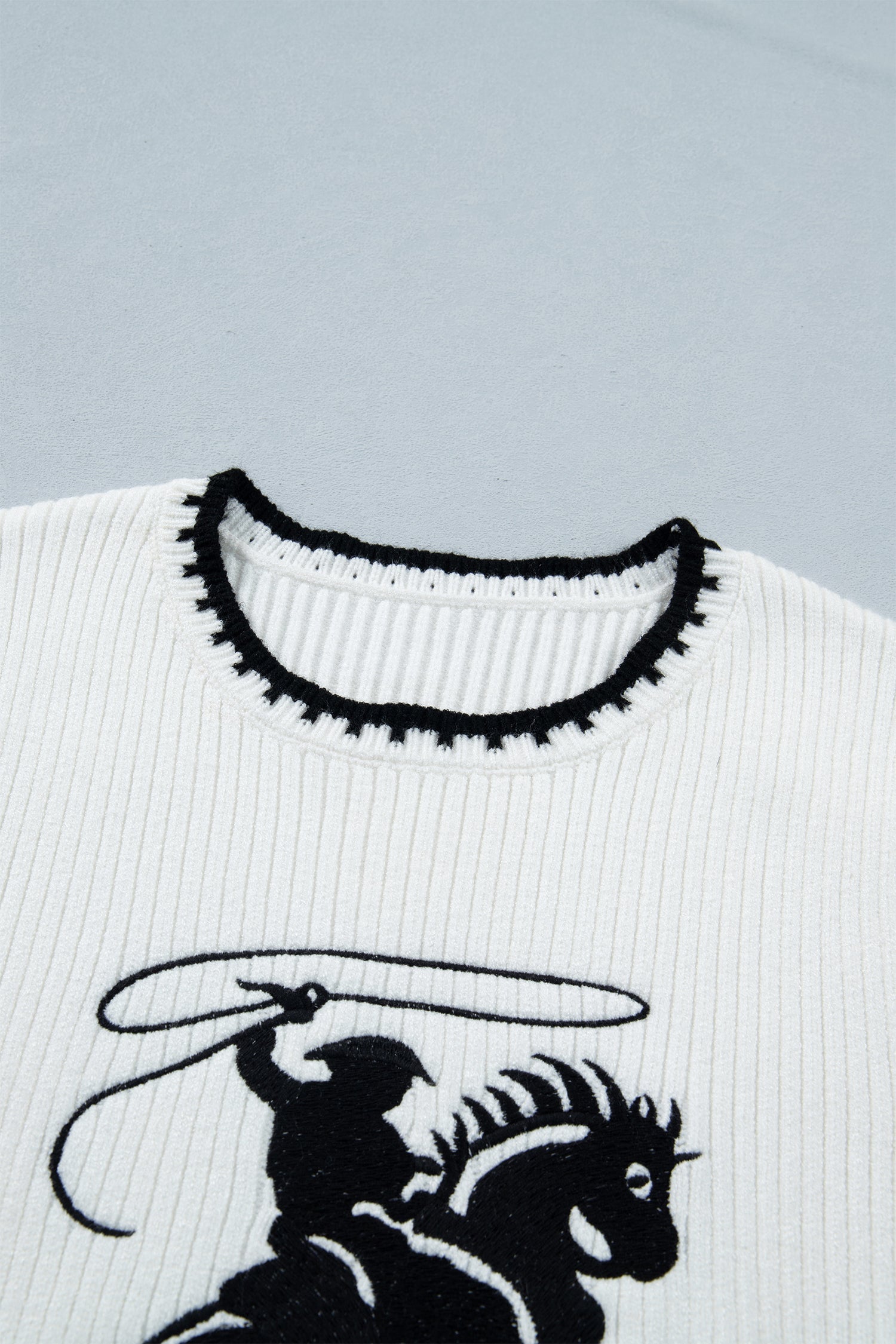White Contrast Trim Round Neck Rodeo Cowboy Sweater Vest